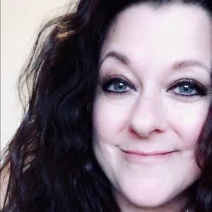Meet your Posher, Gina